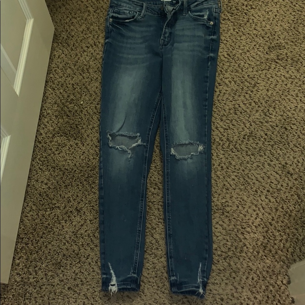 darkish blue ripped skinny jeans